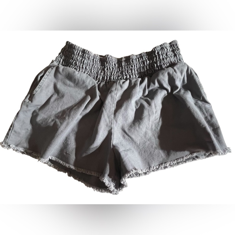 Wild Fable High-Rise high waist gray festival Woven Pull-On Shorts Size Medium